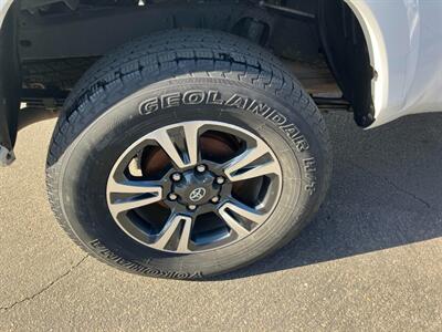 2017 Toyota Tacoma TRD Sport 6.1 Foot bed - Photo 25 - San Diego, CA 92120