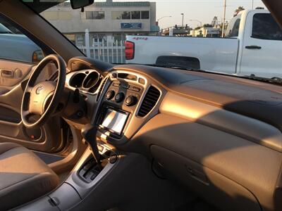 2005 Toyota Highlander Limited  Sport - Photo 21 - San Diego, CA 92120