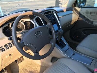 2005 Toyota Highlander Limited  Sport - Photo 18 - San Diego, CA 92120