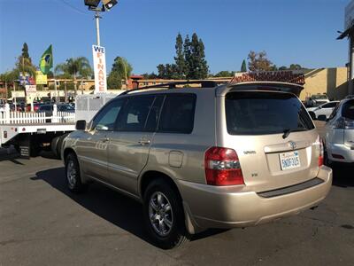 2005 Toyota Highlander Limited   - Photo 7 - San Diego, CA 92120