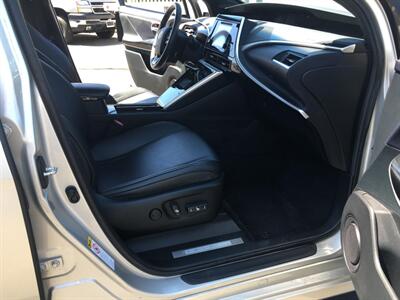 2017 Toyota Mirai Sport  Hydrogen Fuel - Photo 18 - San Diego, CA 92120