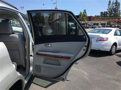 2004 Lexus RX   - Photo 22 - San Diego, CA 92120