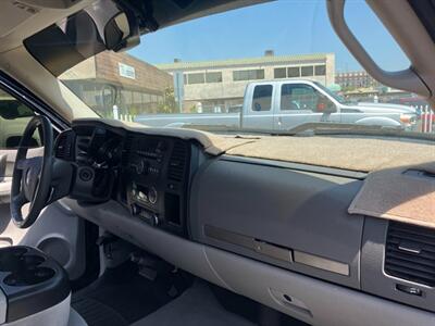 2009 GMC Sierra 1500 SLE - Photo 18 - San Diego, CA 92120