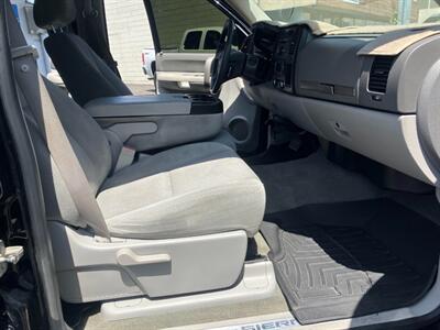 2009 GMC Sierra 1500 SLE - Photo 17 - San Diego, CA 92120