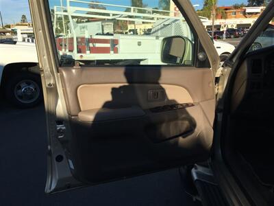 2002 Toyota 4Runner Limited  Sport - Photo 12 - San Diego, CA 92120