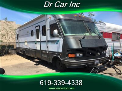 1993 Ford Dutchstar F530  Motor Home - Photo 1 - San Diego, CA 92120