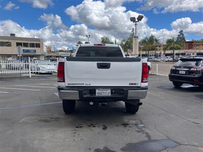 2009 GMC Sierra 2500HD SLE HD CREW CAB 4x4 - Photo 10 - San Diego, CA 92120