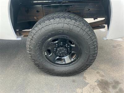 2009 GMC Sierra 2500HD SLE HD CREW CAB 4x4 - Photo 20 - San Diego, CA 92120