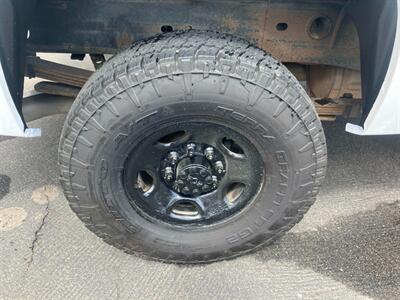 2009 GMC Sierra 2500HD SLE HD CREW CAB 4x4 - Photo 21 - San Diego, CA 92120