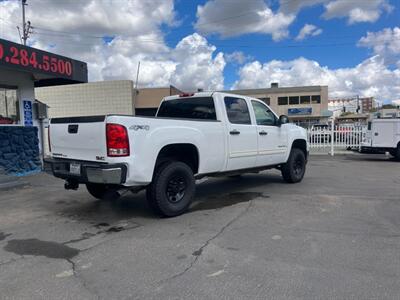 2009 GMC Sierra 2500HD SLE HD CREW CAB 4x4 - Photo 8 - San Diego, CA 92120