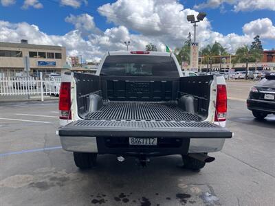 2009 GMC Sierra 2500HD SLE HD CREW CAB 4x4 - Photo 11 - San Diego, CA 92120