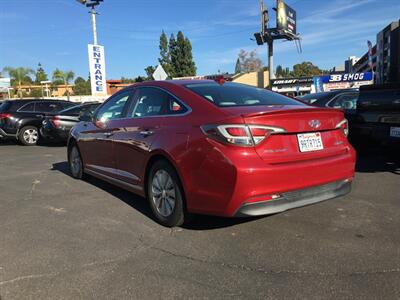 2016 Hyundai SONATA Hybrid SE Sport - Photo 2 - San Diego, CA 92120