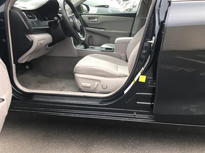 2016 Toyota Camry Hybrid SE  Sport - Photo 11 - San Diego, CA 92120