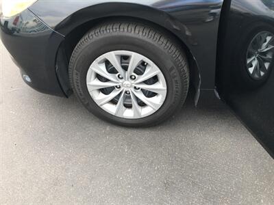 2016 Toyota Camry Hybrid SE  Sport - Photo 25 - San Diego, CA 92120