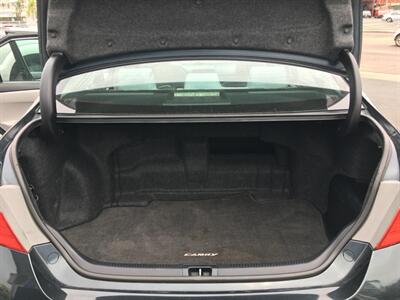 2016 Toyota Camry Hybrid SE  Sport - Photo 16 - San Diego, CA 92120