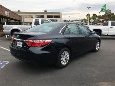 2016 Toyota Camry Hybrid SE  Sport - Photo 8 - San Diego, CA 92120