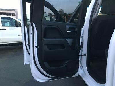 2015 Chevrolet Silverado 2500 LT  HD - Photo 16 - San Diego, CA 92120
