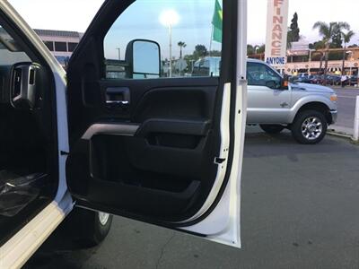2015 Chevrolet Silverado 2500 LT  HD - Photo 18 - San Diego, CA 92120