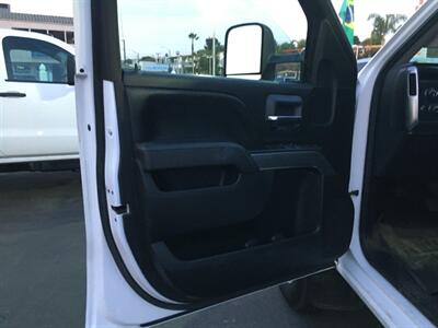 2015 Chevrolet Silverado 2500 LT  HD - Photo 13 - San Diego, CA 92120