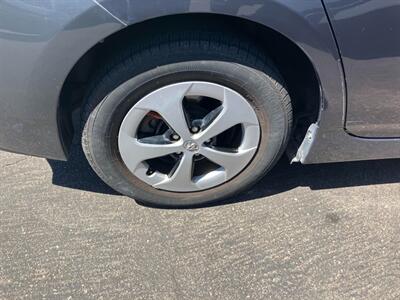 2014 Toyota Prius Three   - Photo 23 - San Diego, CA 92120