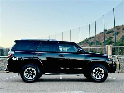 2014 Toyota 4Runner SR5 Premium  4x4 Sport - Photo 2 - San Diego, CA 92120