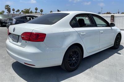 2014 Volkswagen Jetta SE PZEV  Sport - Photo 5 - San Diego, CA 92120