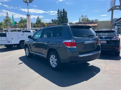 2013 Toyota Highlander Plus Sport - Photo 5 - San Diego, CA 92120