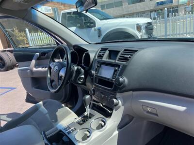 2013 Toyota Highlander Plus Sport - Photo 19 - San Diego, CA 92120