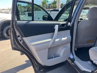 2013 Toyota Highlander Plus Sport - Photo 15 - San Diego, CA 92120