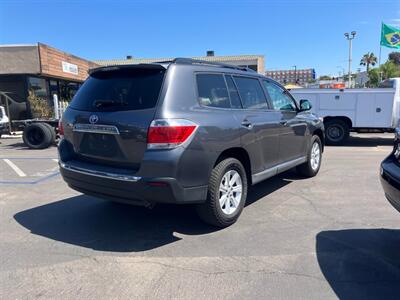 2013 Toyota Highlander Plus Sport - Photo 6 - San Diego, CA 92120
