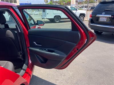 2024 Hyundai ELANTRA Hybrid Blue Sport - Photo 17 - San Diego, CA 92120