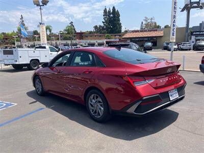 2024 Hyundai ELANTRA Hybrid Blue Sport - Photo 6 - San Diego, CA 92120