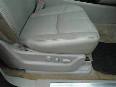 2007 Chevrolet Tahoe LTZ   - Photo 12 - Newport News, VA 23605