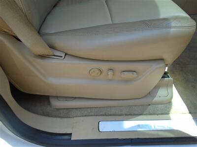 2012 Chevrolet Tahoe LTZ   - Photo 16 - Newport News, VA 23605