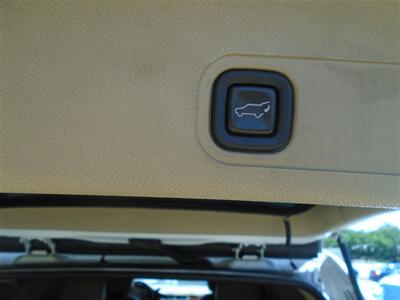 2012 Chevrolet Tahoe LTZ   - Photo 20 - Newport News, VA 23605