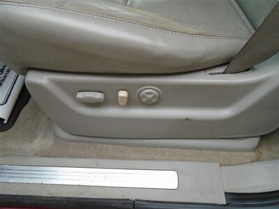 2007 Chevrolet Tahoe LTZ   - Photo 7 - Newport News, VA 23605