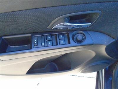 2015 Chevrolet Cruze 1LT Auto - Photo 6 - Newport News, VA 23605