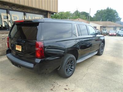 2015 Chevrolet Suburban LT   - Photo 4 - Newport News, VA 23605