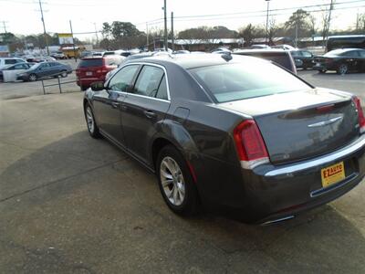 2015 Chrysler 300 Series Limited - Photo 3 - Newport News, VA 23605