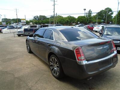 2014 Chrysler 300 Series   - Photo 3 - Newport News, VA 23605