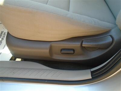 2012 Ford Escape XLT - Photo 8 - Newport News, VA 23605