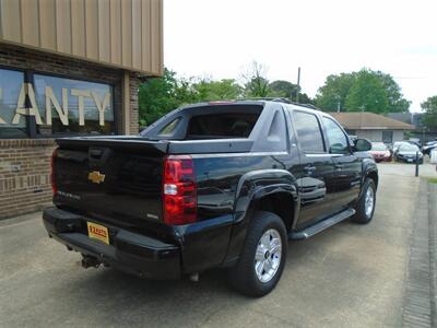 2012 Chevrolet Avalanche LT   - Photo 4 - Newport News, VA 23605