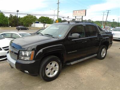 2012 Chevrolet Avalanche LT   - Photo 2 - Newport News, VA 23605