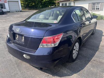 2009 Honda Accord LX - Photo 5 - Madison, OH 44057