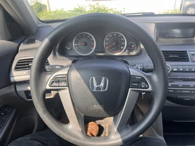 2009 Honda Accord LX - Photo 14 - Madison, OH 44057