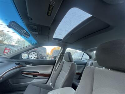 2011 Honda Accord EX   - Photo 14 - Madison, OH 44057