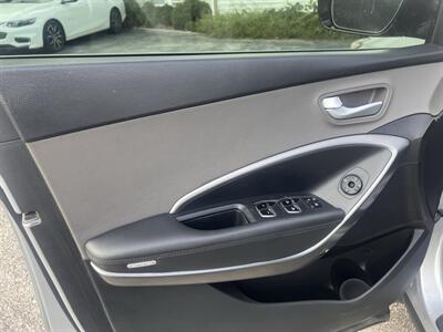 2017 Hyundai Santa Fe 2.4L Sport - Photo 10 - Madison, OH 44057