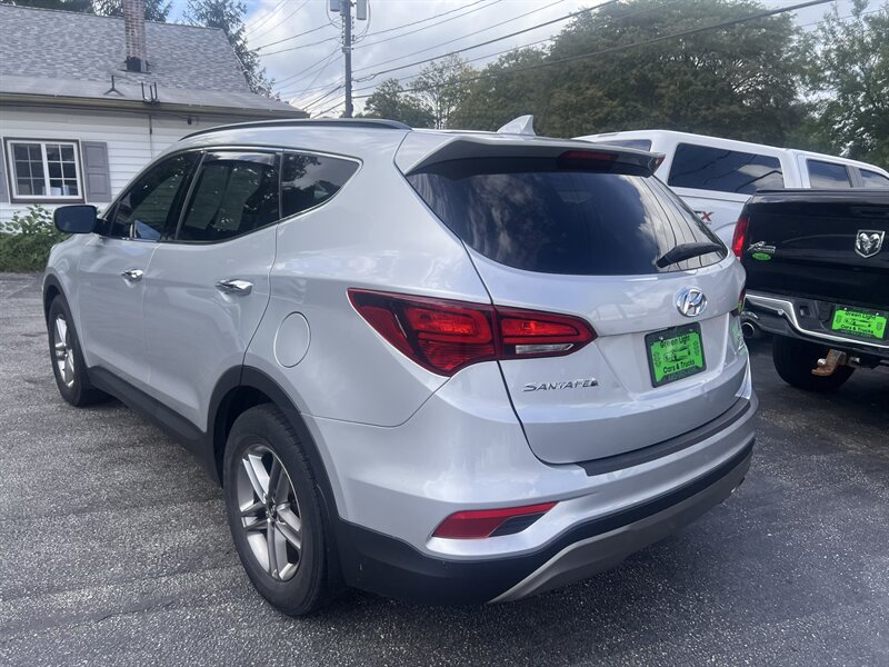 2017 Hyundai Santa Fe 2.4L Sport - Photo 7 - Madison, OH 44057