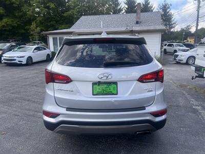 2017 Hyundai Santa Fe 2.4L Sport - Photo 6 - Madison, OH 44057