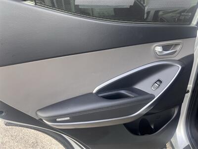 2017 Hyundai Santa Fe 2.4L Sport - Photo 23 - Madison, OH 44057
